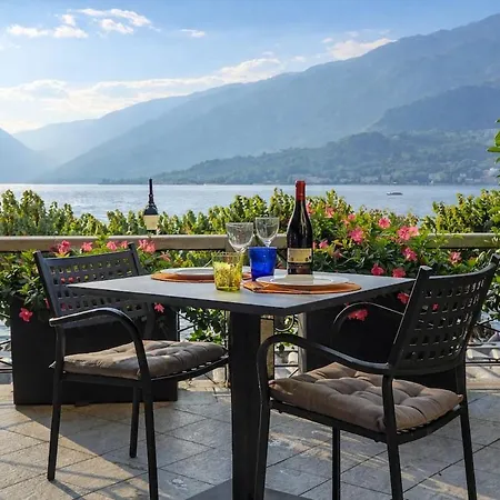 Apartment Terrazza Mazzini Lakeside Stylish *